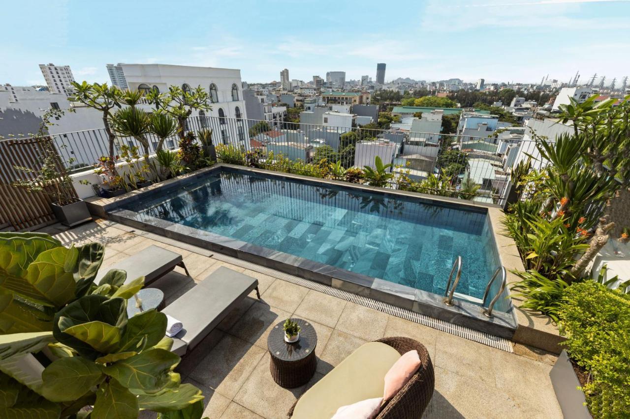 Moon Hotel And Apartment Da Nang Exterior photo