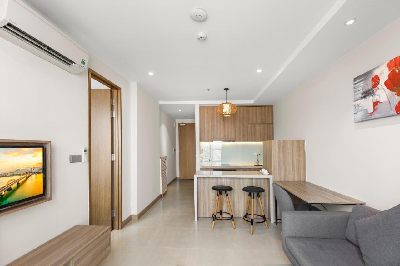 Moon Hotel And Apartment Da Nang Exterior photo