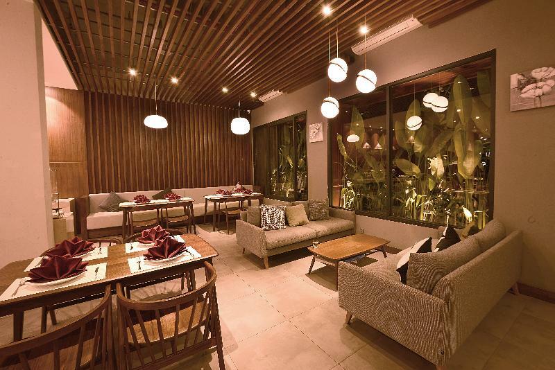 Moon Hotel And Apartment Da Nang Exterior photo